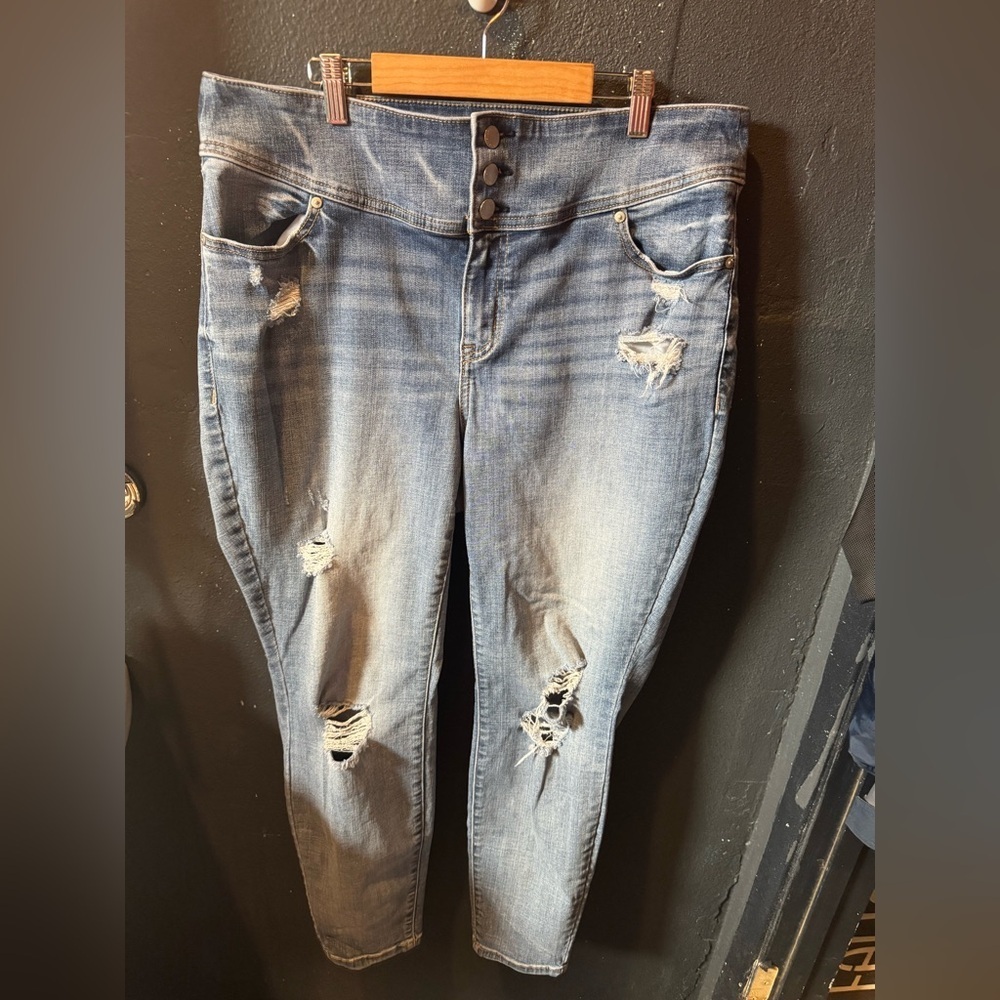Lane Bryant High Rise Distressed Light Wash Jeggings Size 18